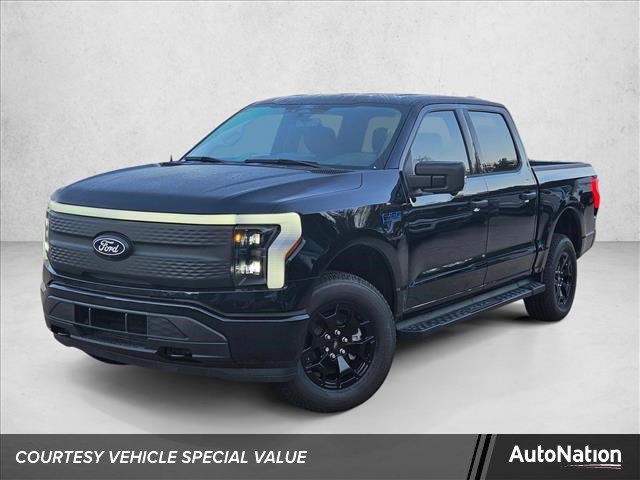 New 2025 Ford F150 Lightning XLT w/ Max Trailer Tow Package