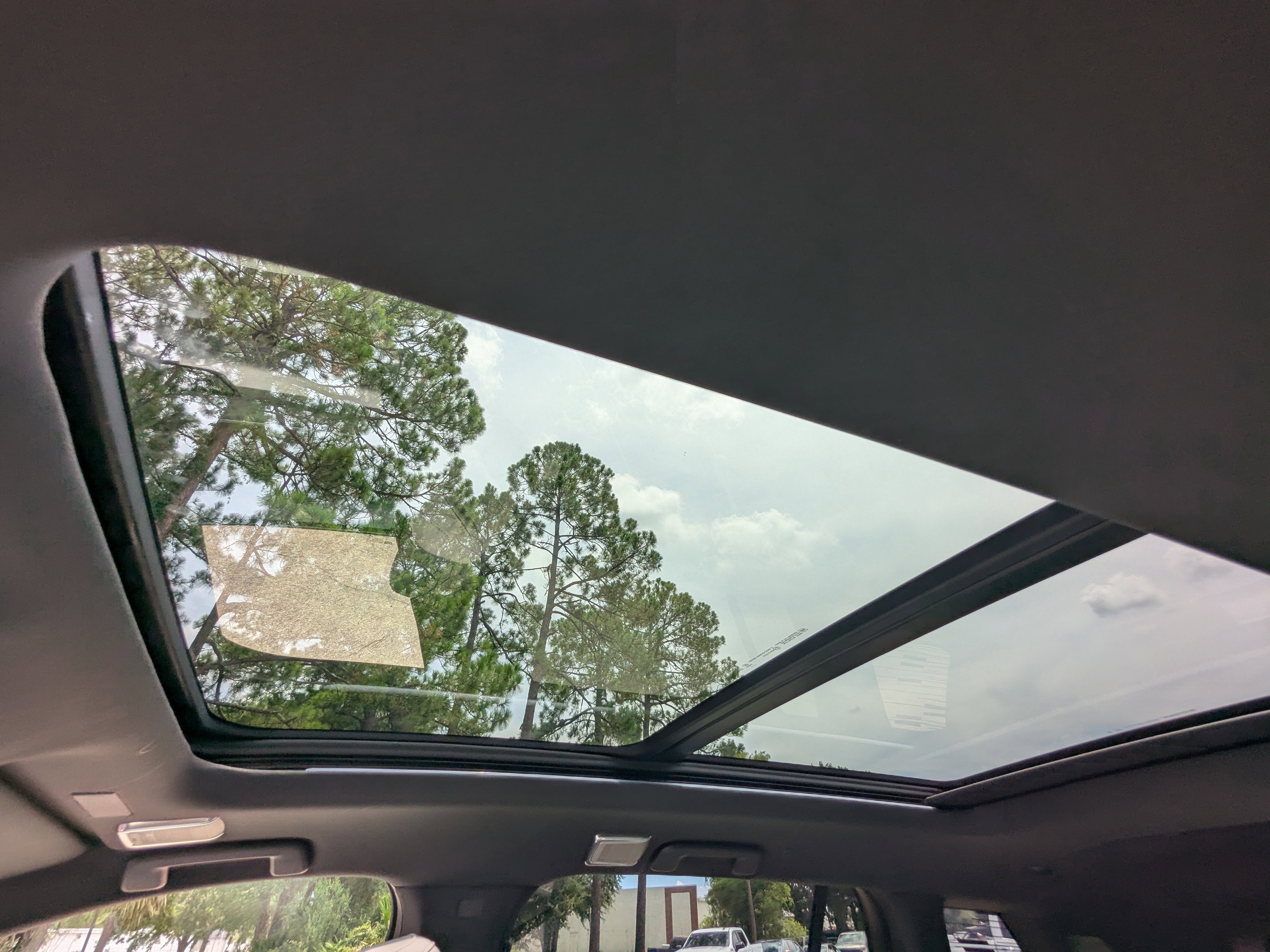 New 2026 Cadillac Vistiq Sport w/ LPO, Floor Liner Package image 33