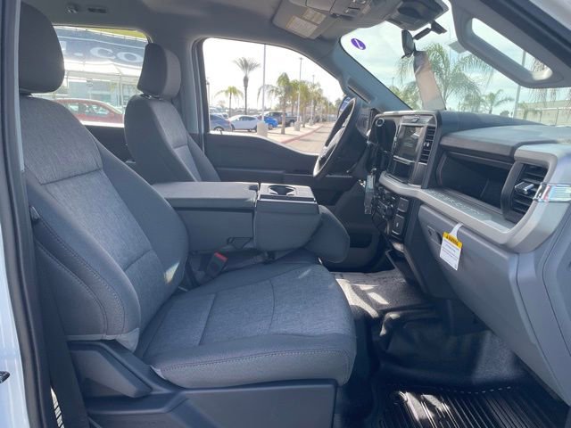 New 2026 Ford F250 XL w/ XL Chrome Package image 25