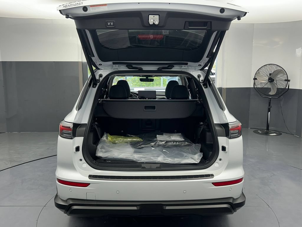 New 2026 Mitsubishi Outlander AWD image 41
