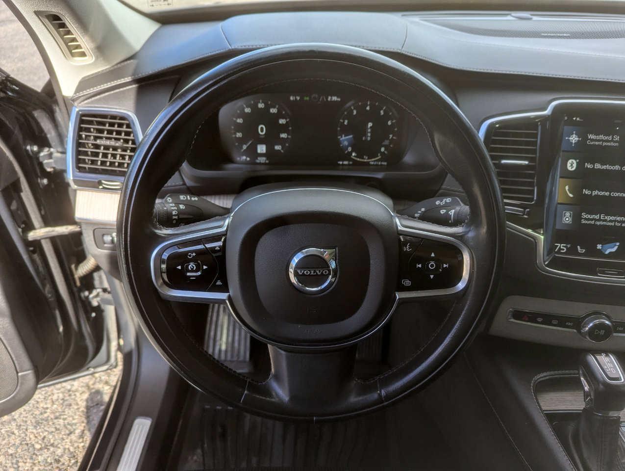 Used 2021 Volvo XC90 T6 Inscription w/ Protection Package image 15