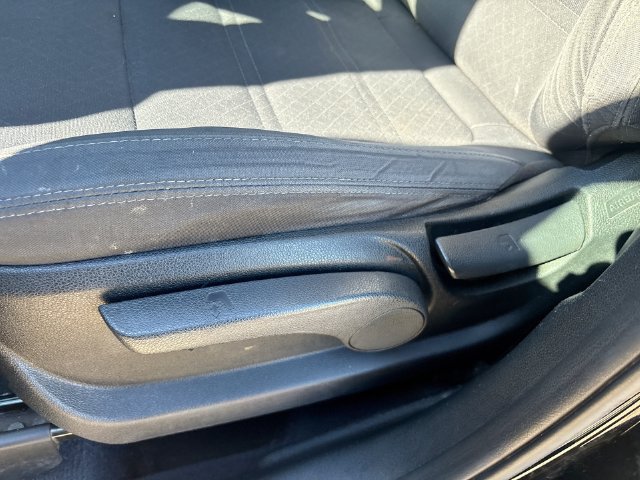 Used 2019 Kia Sorento L FWD image 12