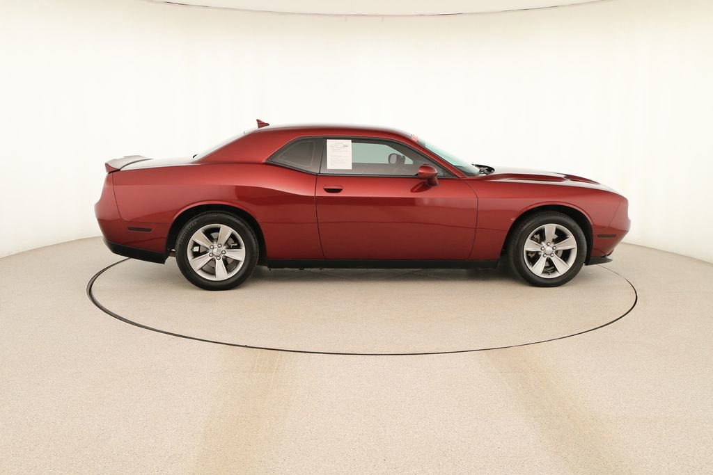 Used 2020 Dodge Challenger SXT image 8