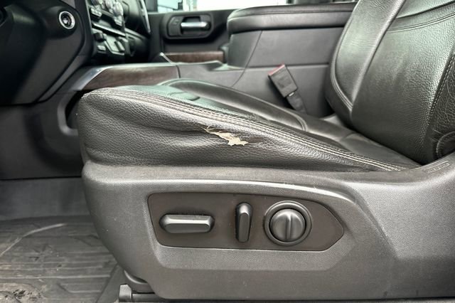 Used 2020 GMC Sierra 3500 Denali w/ Denali Ultimate Package image 12