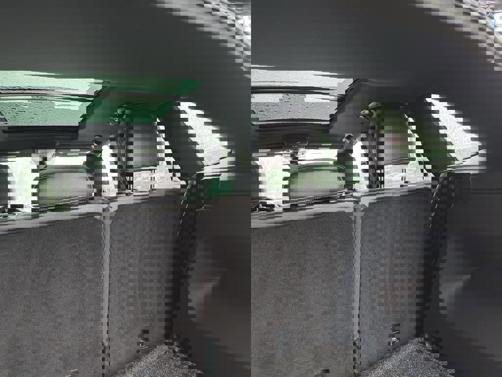 Used 2022 Volkswagen Atlas Cross Sport SEL image 8