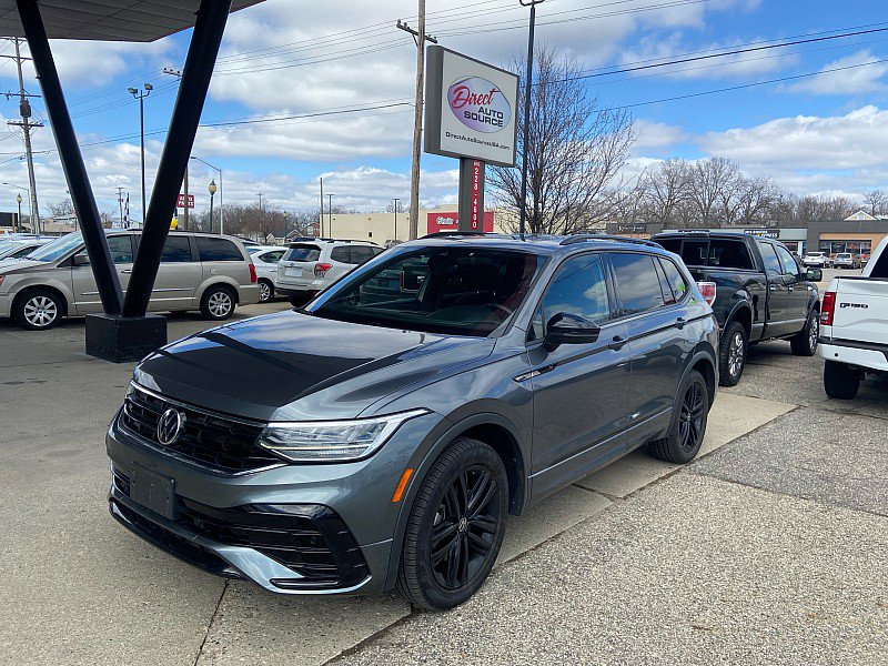 Used 2022 Volkswagen Tiguan SE R-Line image 8