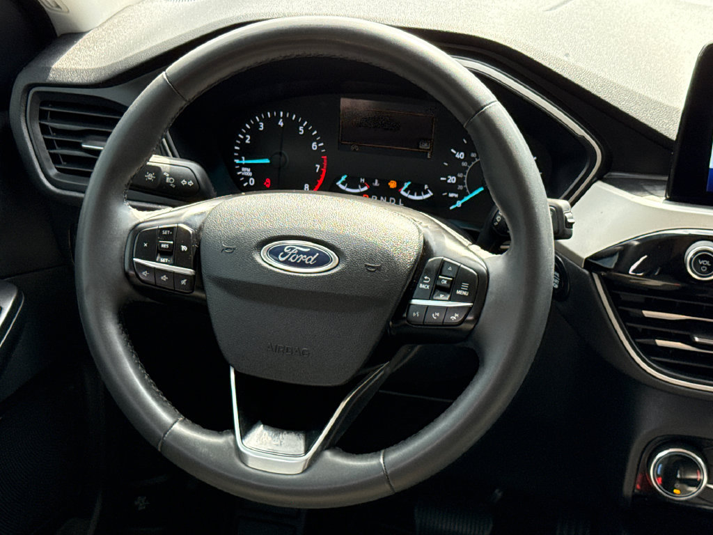 Used 2022 Ford Escape SE w/ SE Sport Appearance Package FWD image 13