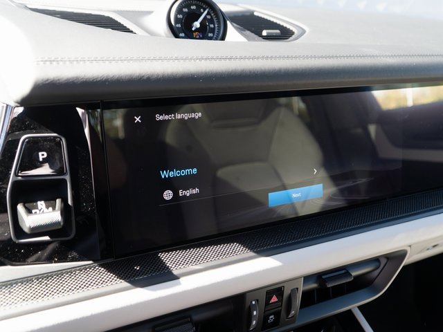 New 2026 Porsche Cayenne GTS image 25