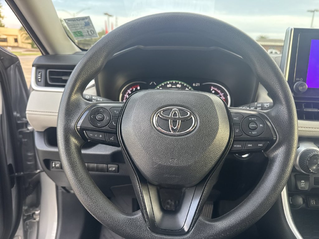 Used 2023 Toyota RAV4 XLE w/ Convenience Package FWD image 16