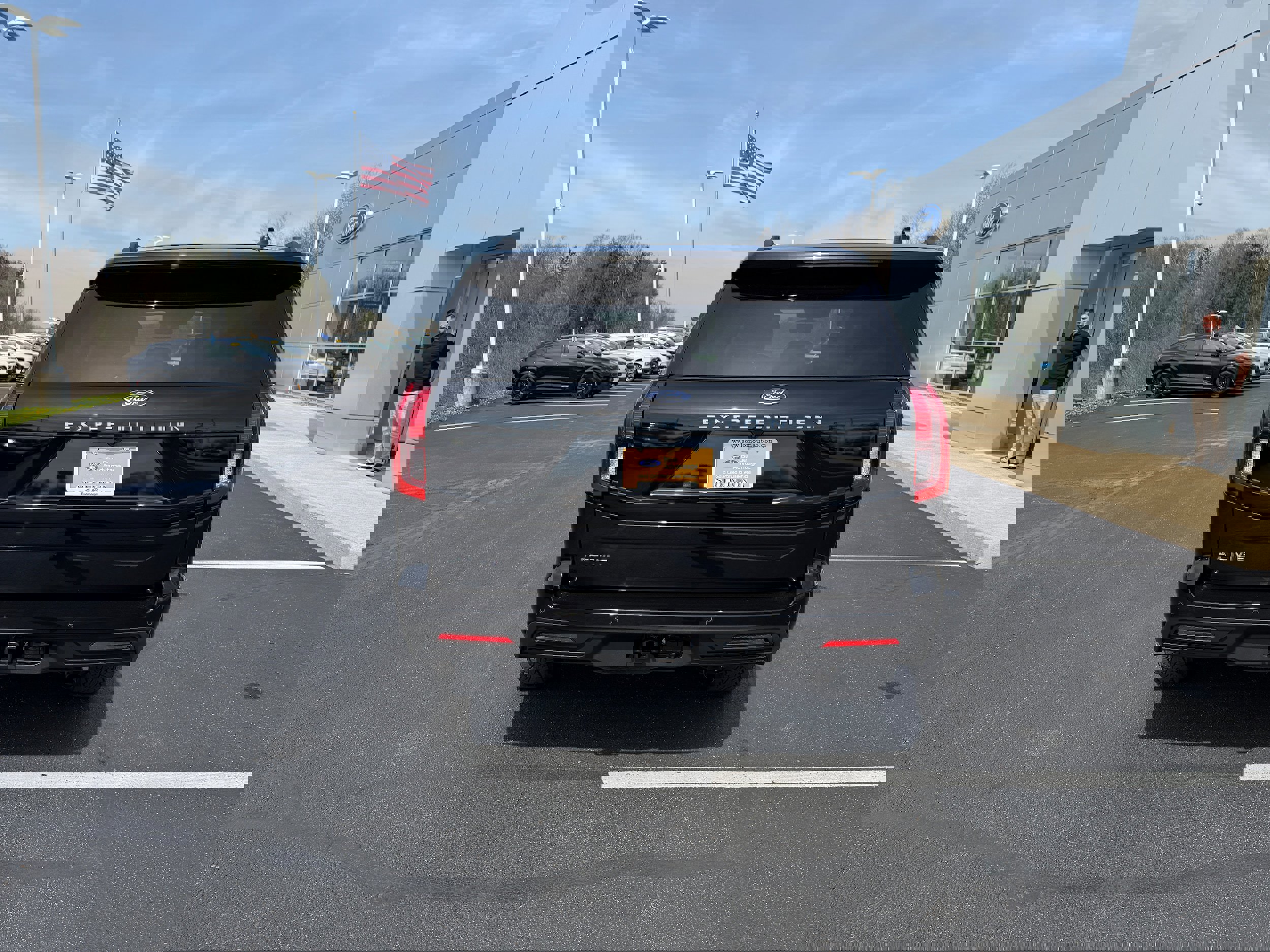 Certified 2025 Ford Expedition Active AWD/4WD image 7