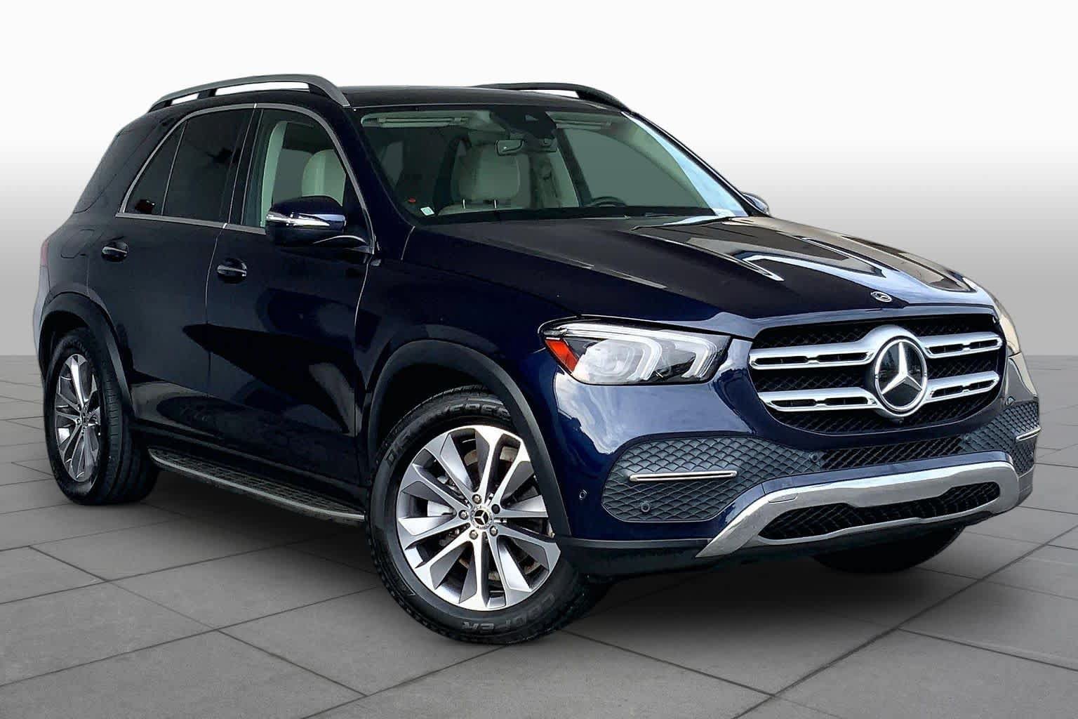 Used 2022 Mercedes-Benz GLE 350 w/ Premium Package image 3