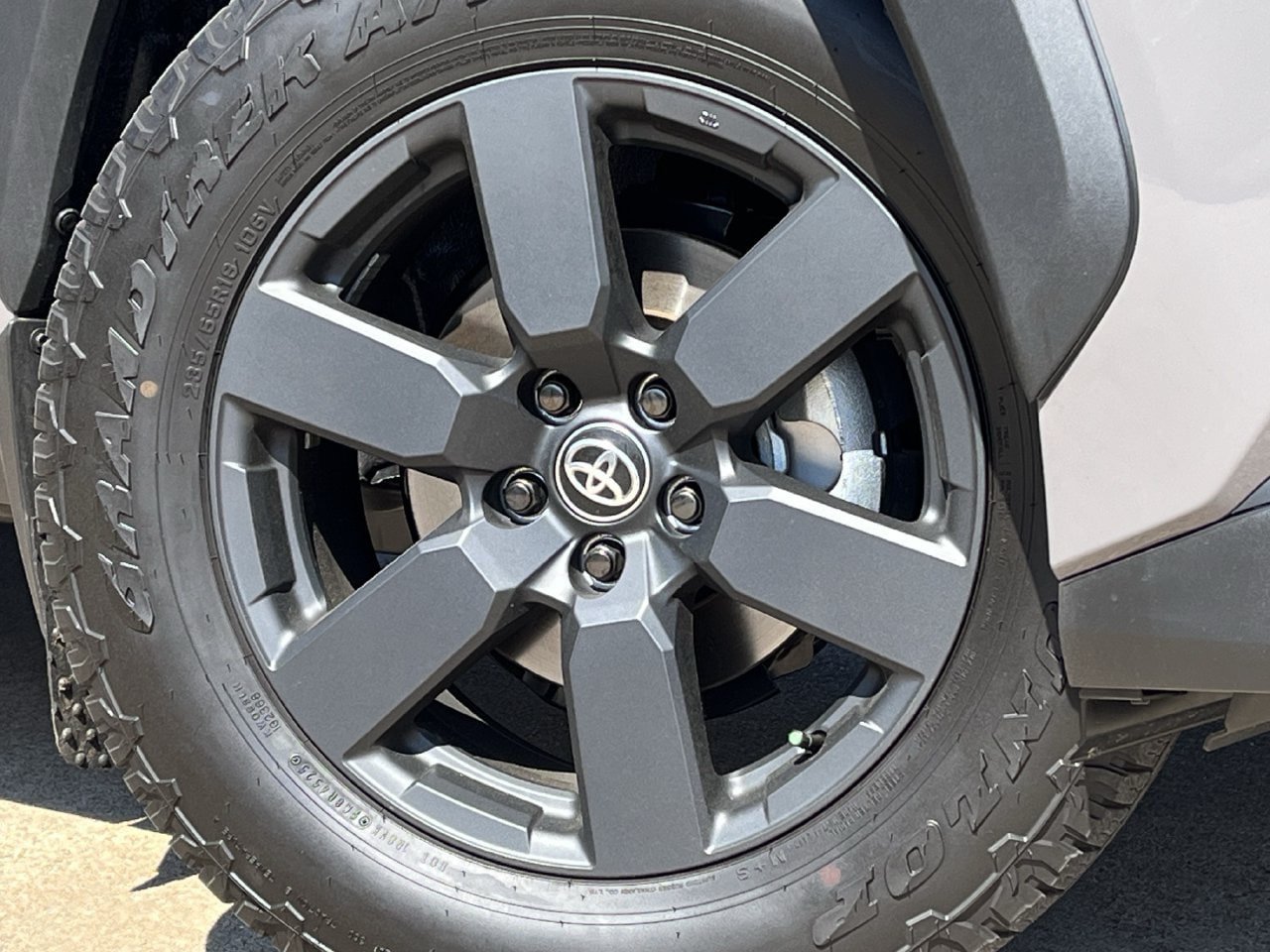 Used 2026 Toyota RAV4 AWD image 28