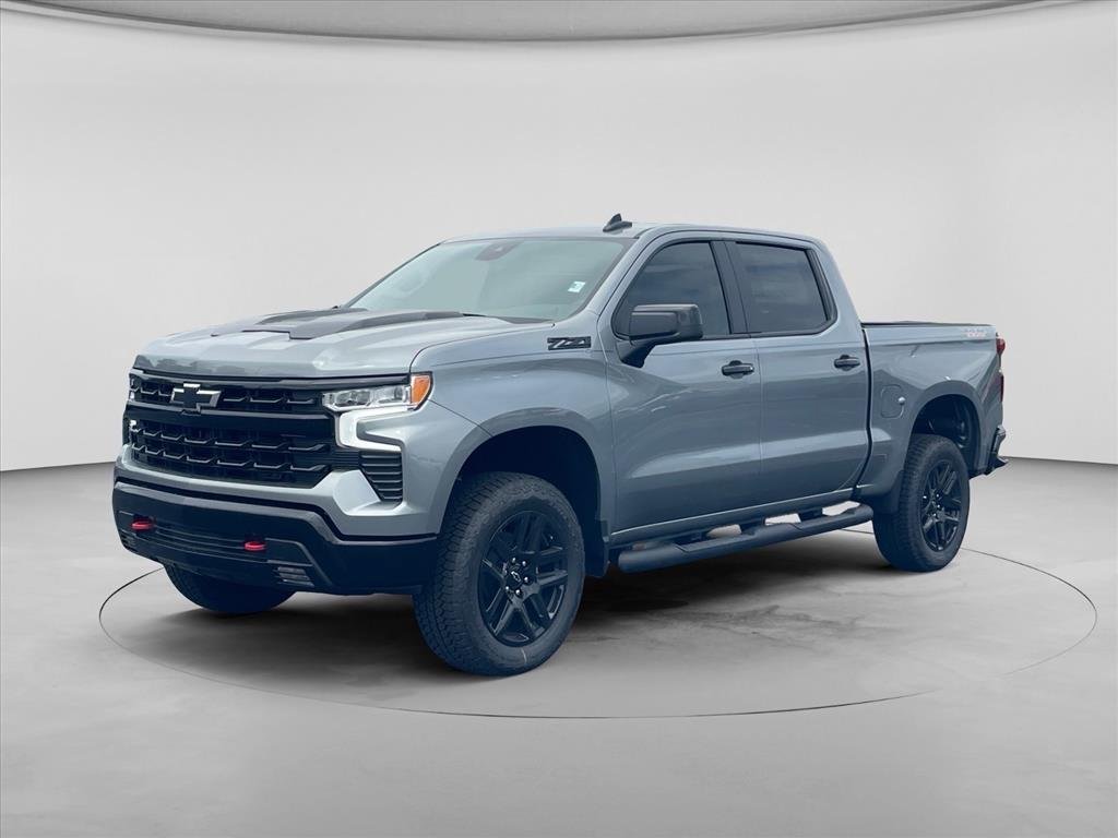 New 2026 Chevrolet Silverado 1500 LT Trail Boss w/ LPO, Dark Essentials Package AWD/4WD image 3