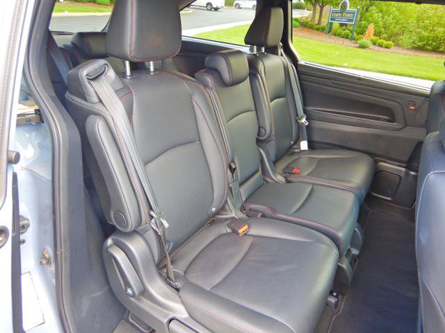 Used 2025 Honda Odyssey Sport-L image 17