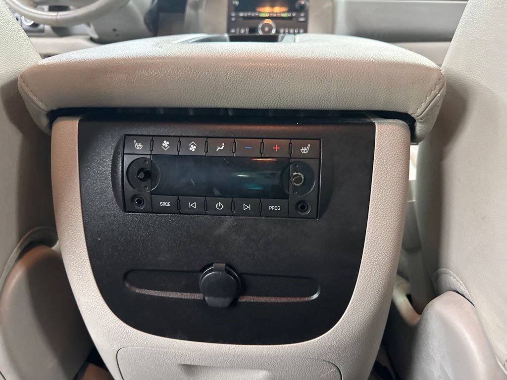 Used 2012 GMC Yukon SLT w/ SLT-2 Equipment Package AWD/4WD image 27