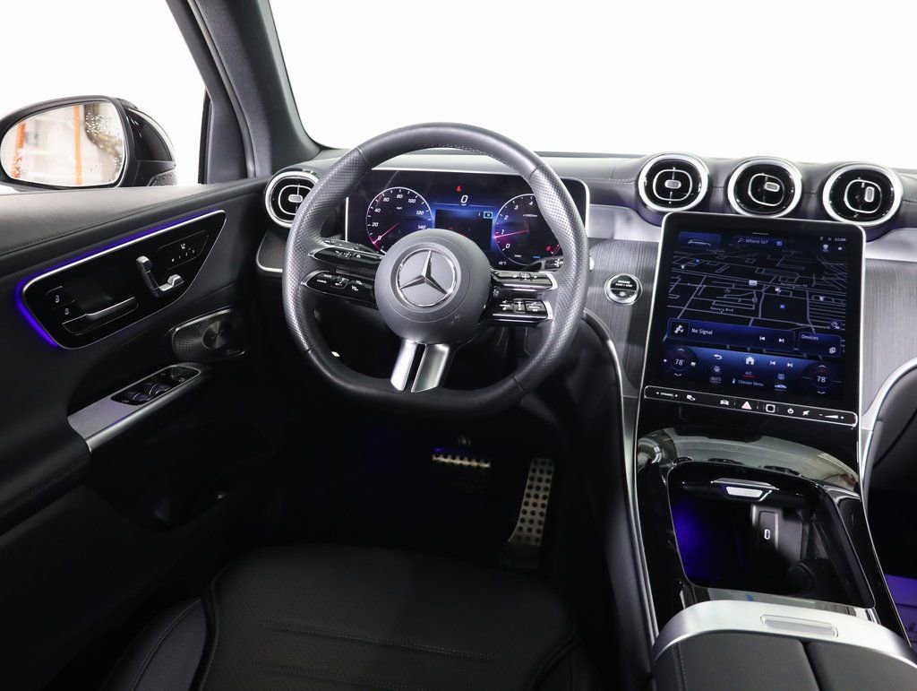 Used 2024 Mercedes-Benz GLC 300 4MATIC image 35