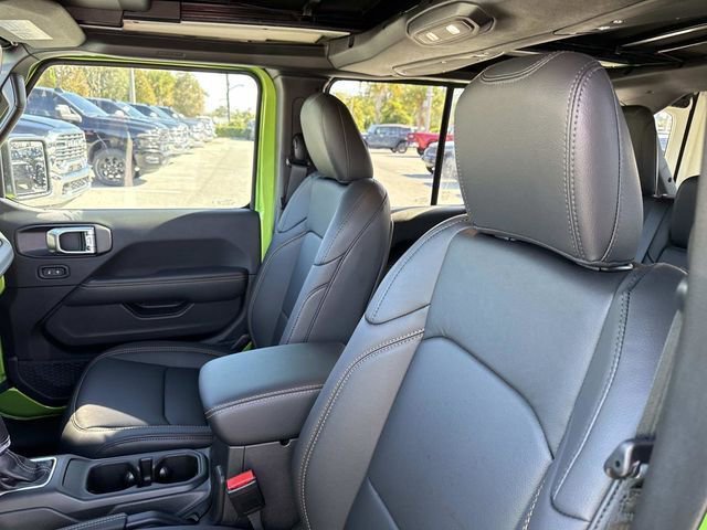 New 2026 Jeep Wrangler Unlimited Sahara AWD/4WD image 19