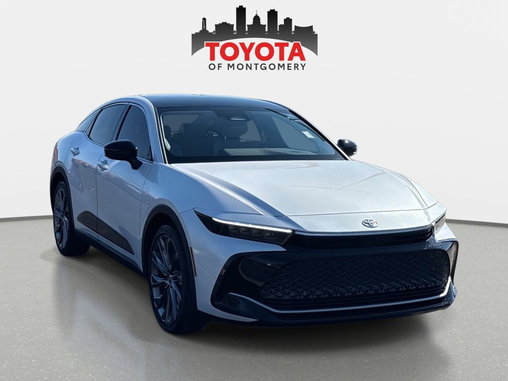 Used 2026 Toyota Crown Limited image 1