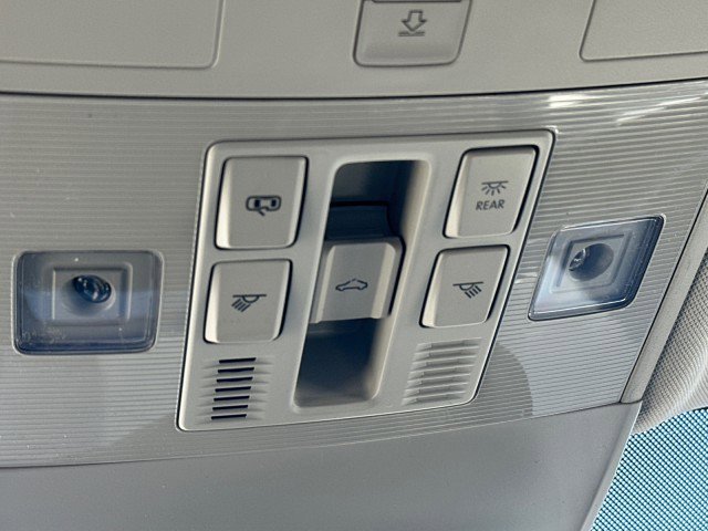 New 2025 Volkswagen Taos SEL image 47