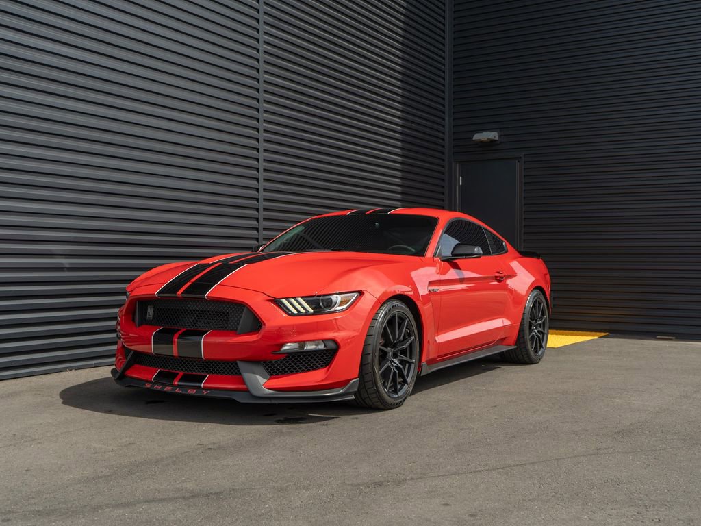Used 2016 Ford Mustang Shelby GT350 image 1