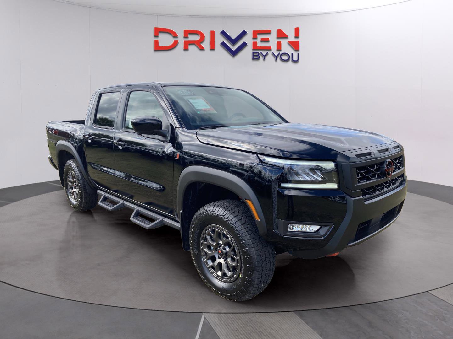 New 2026 Nissan Frontier PRO-4X w/ Pro-4x Convenience Package image 8