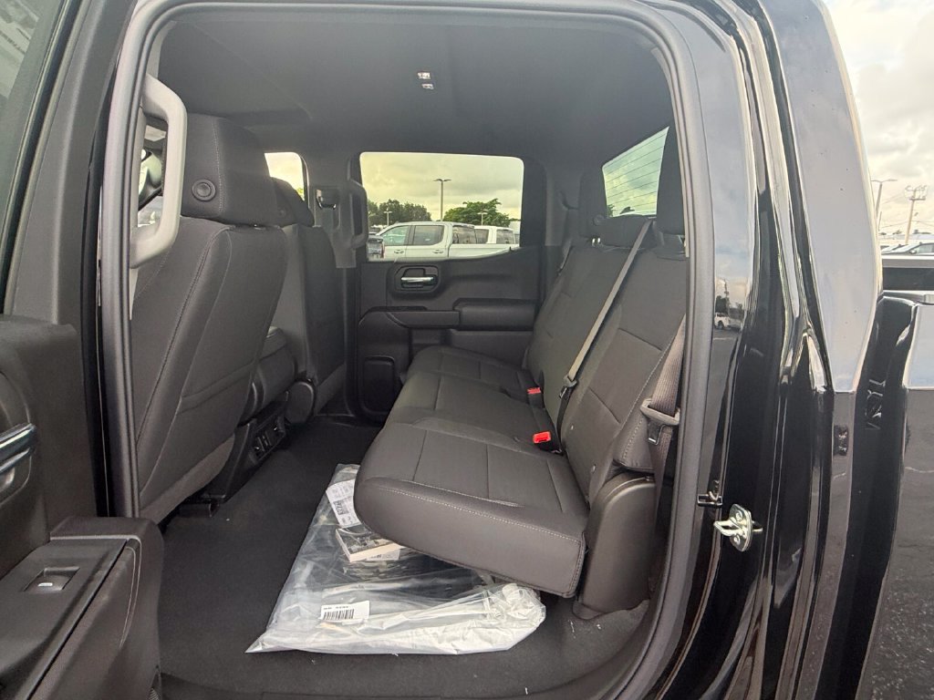 New 2026 Chevrolet Silverado 1500 Custom AWD/4WD image 10