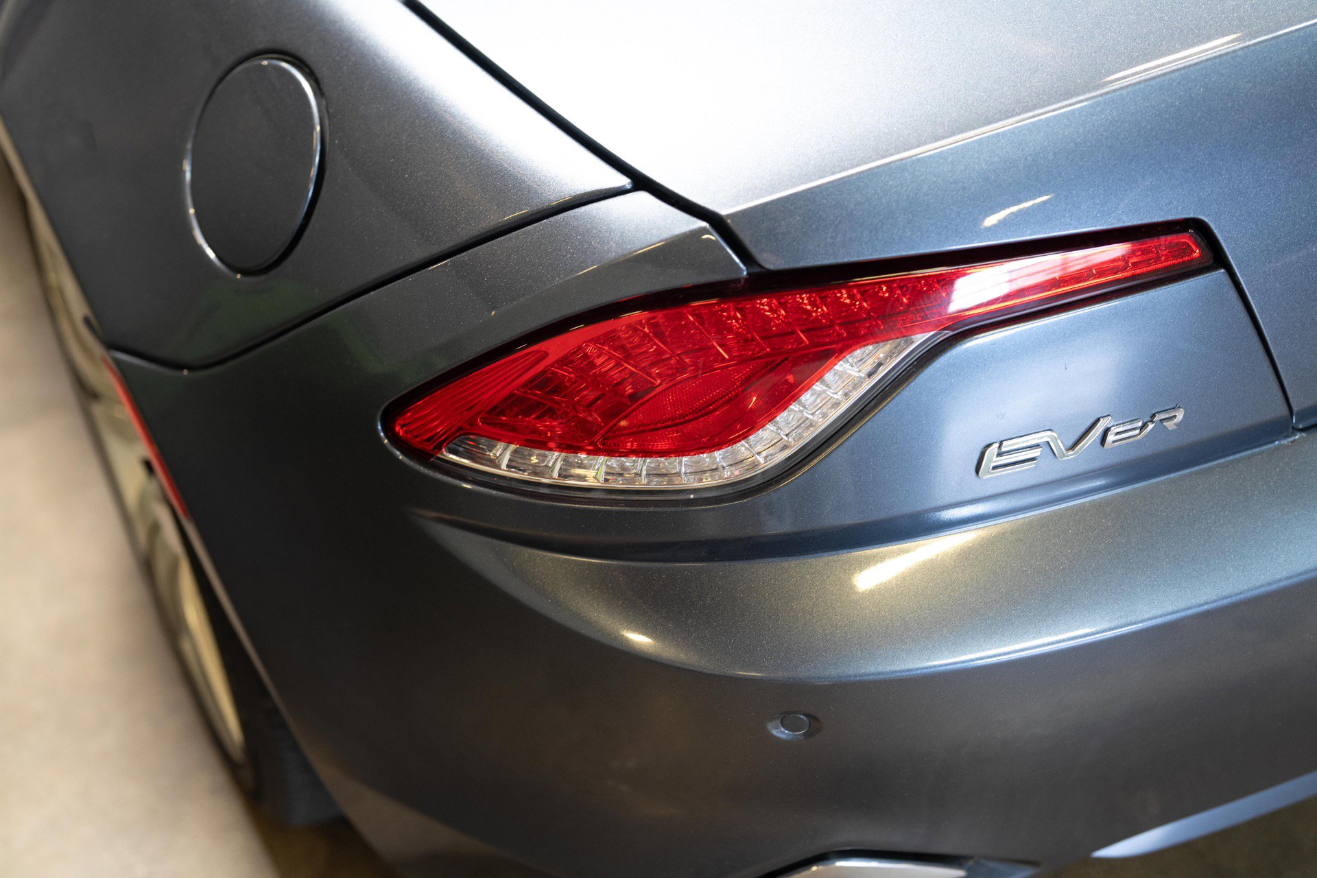 Used 2012 Fisker Karma EcoSport RWD image 46