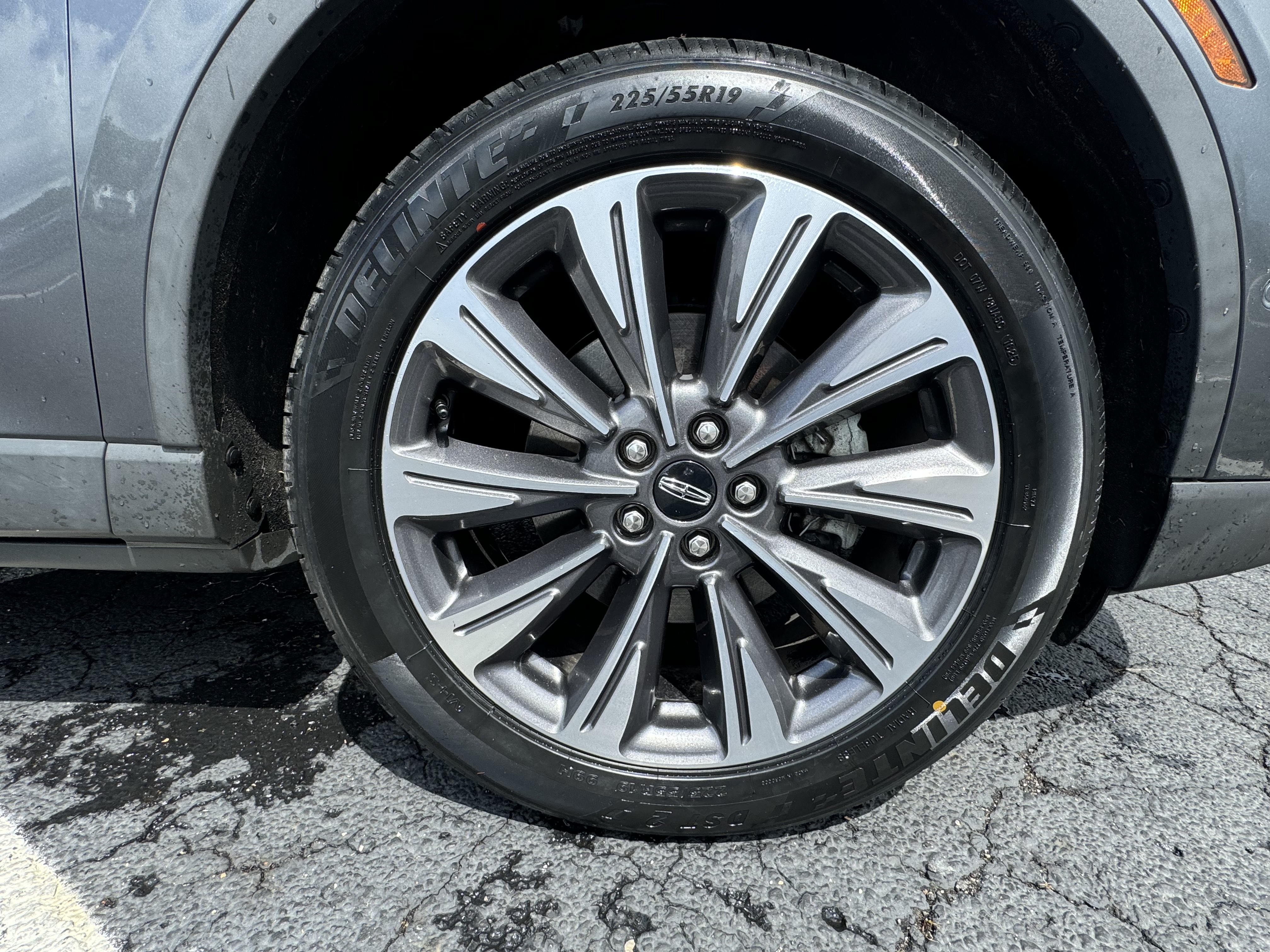 Used 2022 Lincoln Corsair Reserve w/ Equipment Group 201A AWD/4WD image 32
