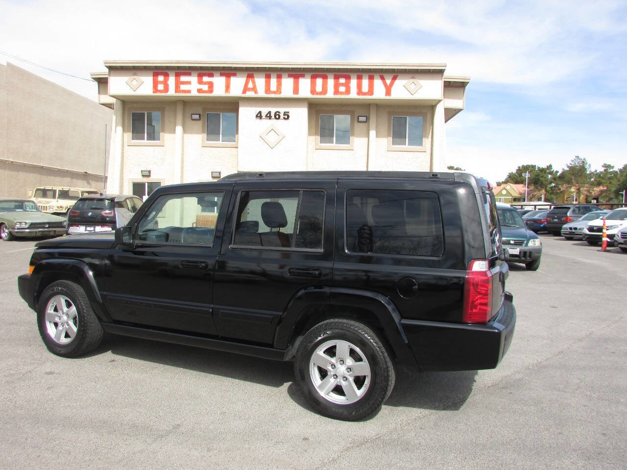 Used 2007 Jeep Commander Sport image 6