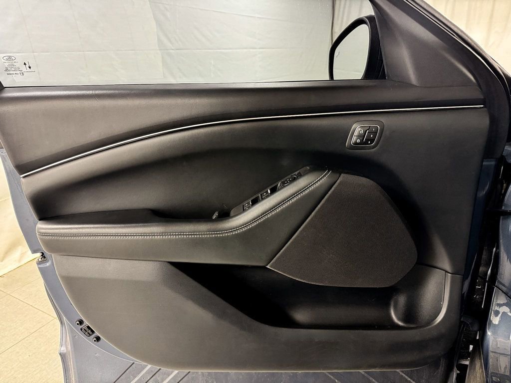 Used 2021 Ford Mustang Mach-E Select w/ Comfort/Appearance Package image 14