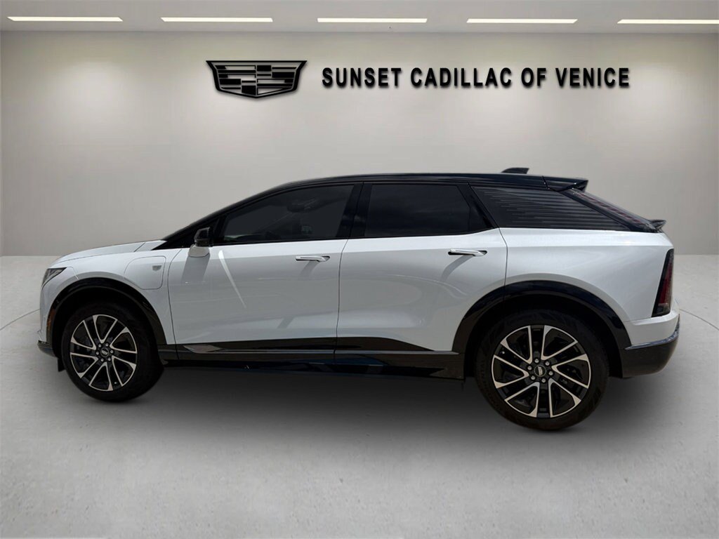 New 2027 Cadillac Optiq Sport RWD image 6