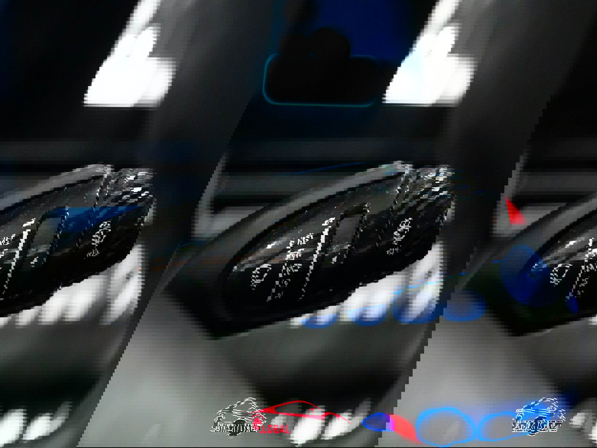 Used 2025 Hyundai Elantra SEL image 26