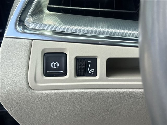 Certified 2020 Cadillac XT5 Premium Luxury FWD image 18