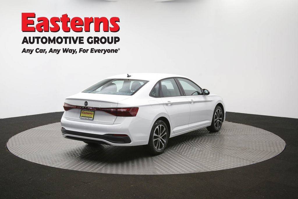 Used 2025 Volkswagen Jetta Sport FWD image 39