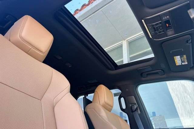 New 2026 Lexus LX 600 4WD w/ Luxury Package image 16