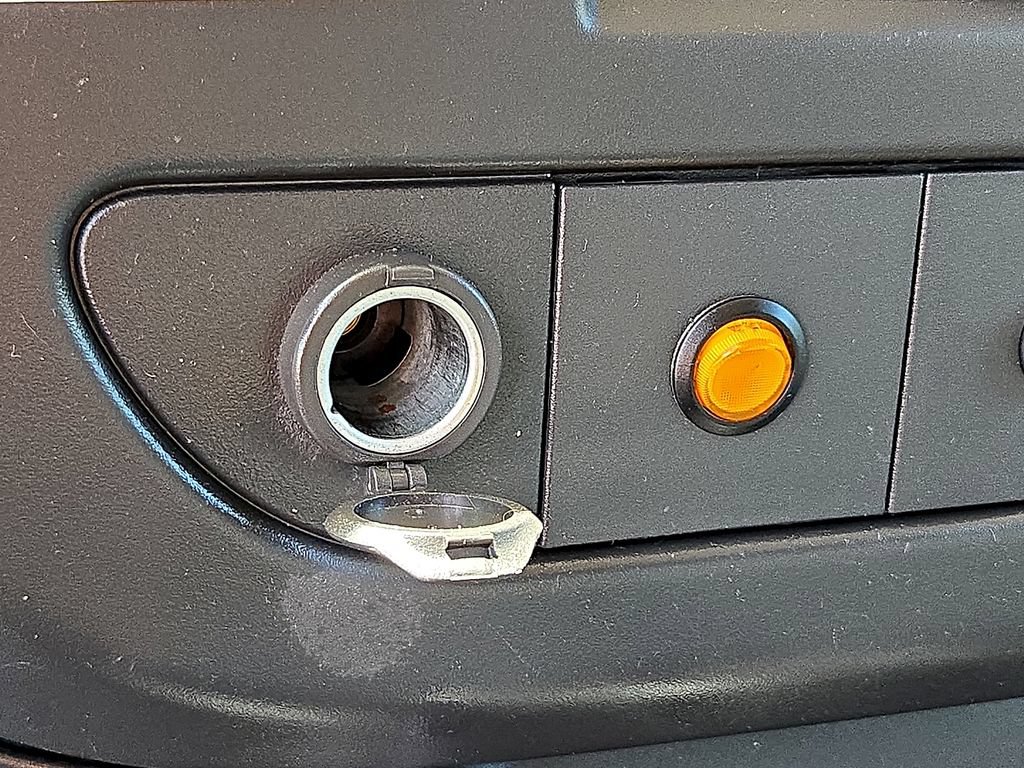 Used 2011 Chevrolet Express 1500 RWD image 26
