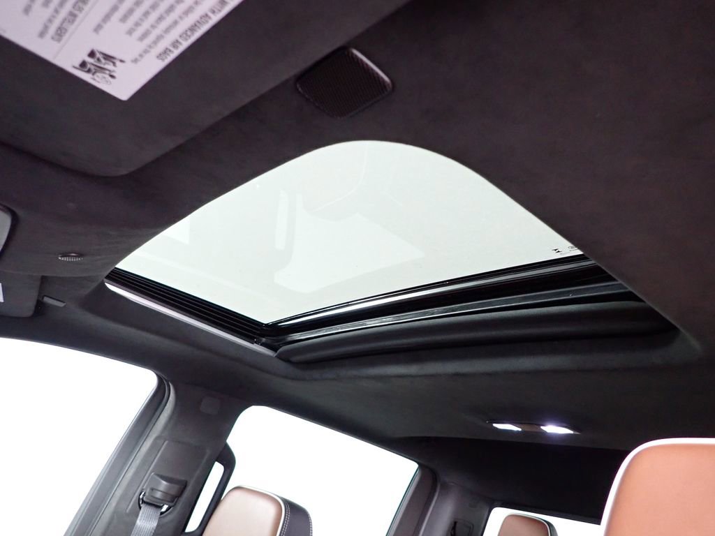 Used 2024 GMC Sierra 2500 Denali Ultimate w/ Snow Plow Prep/Camper Package AWD/4WD image 9