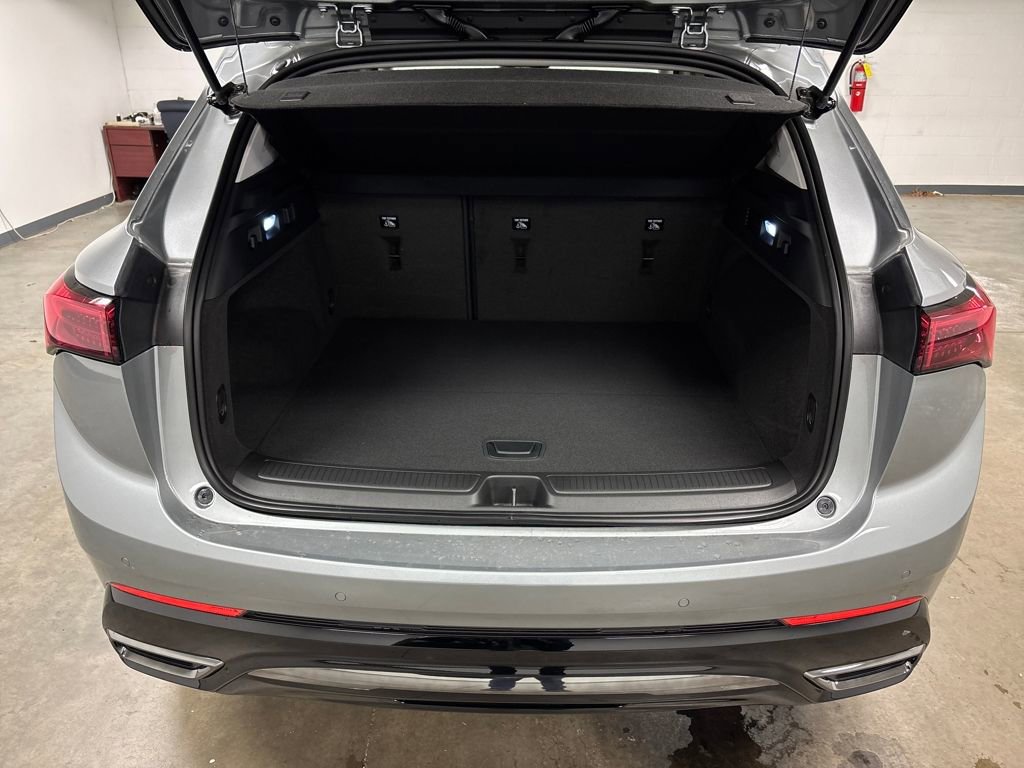 New 2026 Buick Envision Sport Touring image 17