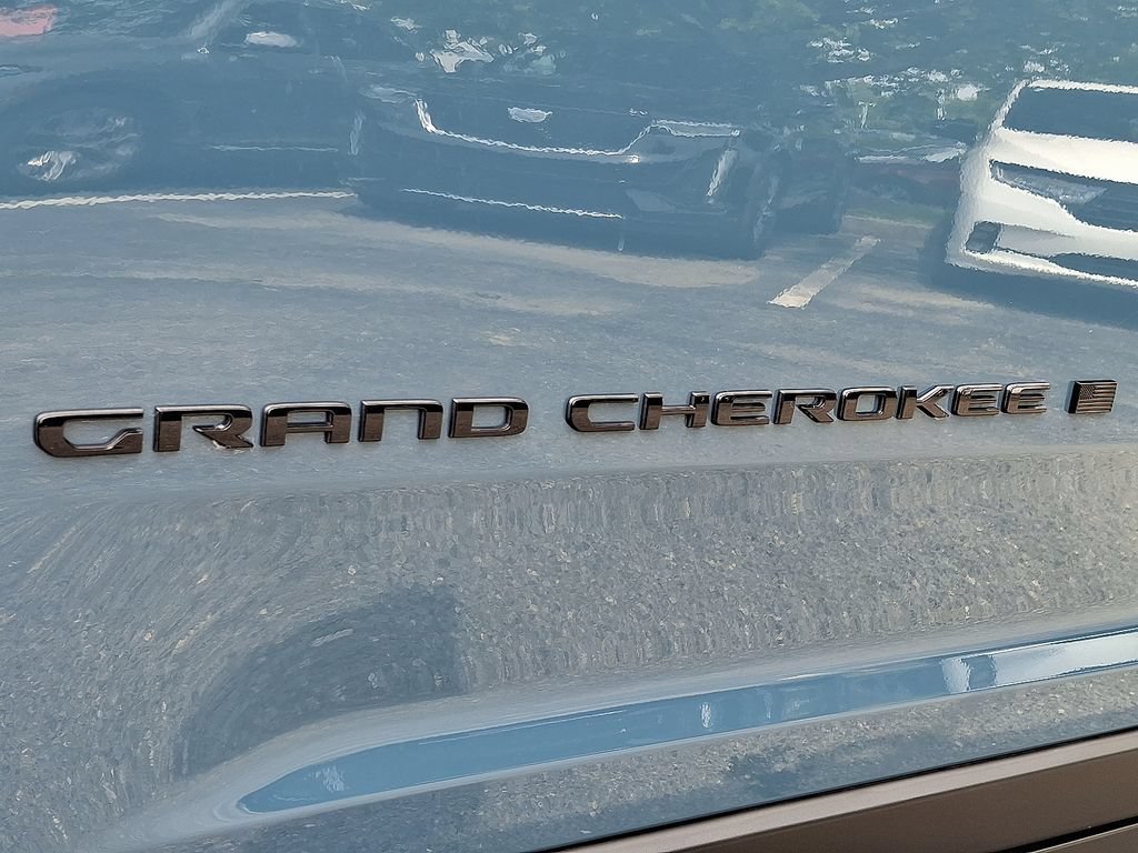 Certified 2026 Jeep Grand Cherokee Limited w/ Limited Altitude Package AWD/4WD image 34