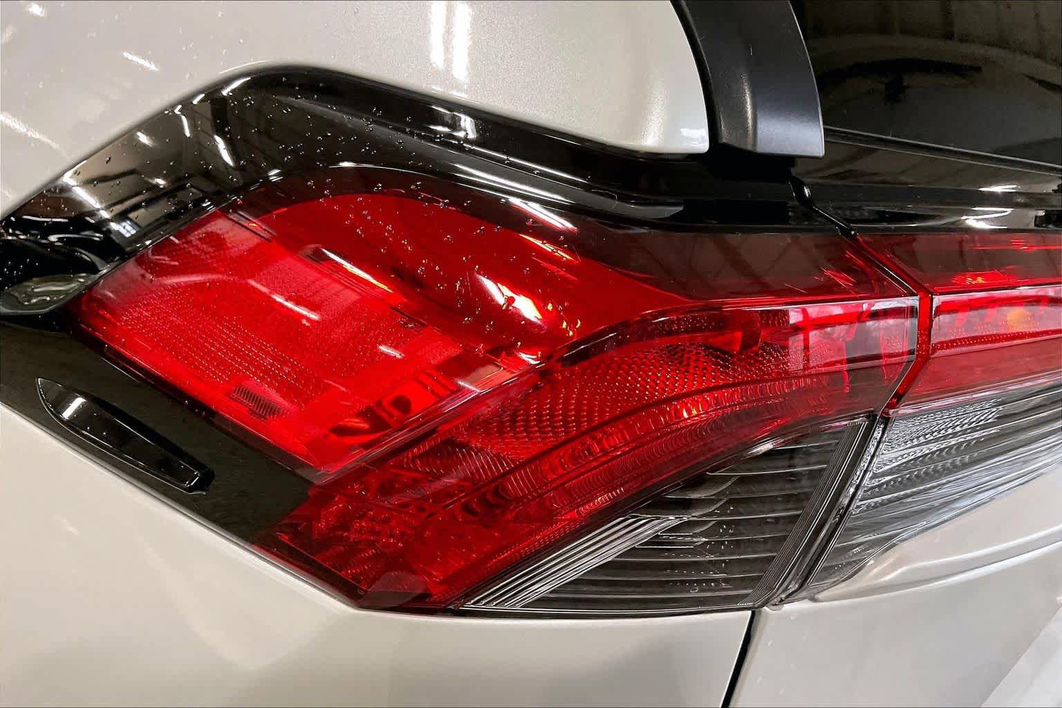 Used 2025 Toyota RAV4 XLE Premium AWD/4WD image 29