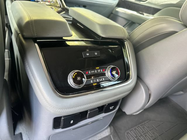 Used 2019 Lincoln Navigator L Reserve AWD/4WD image 23