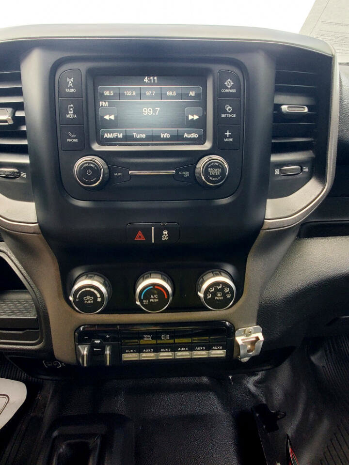 Used 2019 RAM 3500 Tradesman w/ Chrome Appearance Group image 11