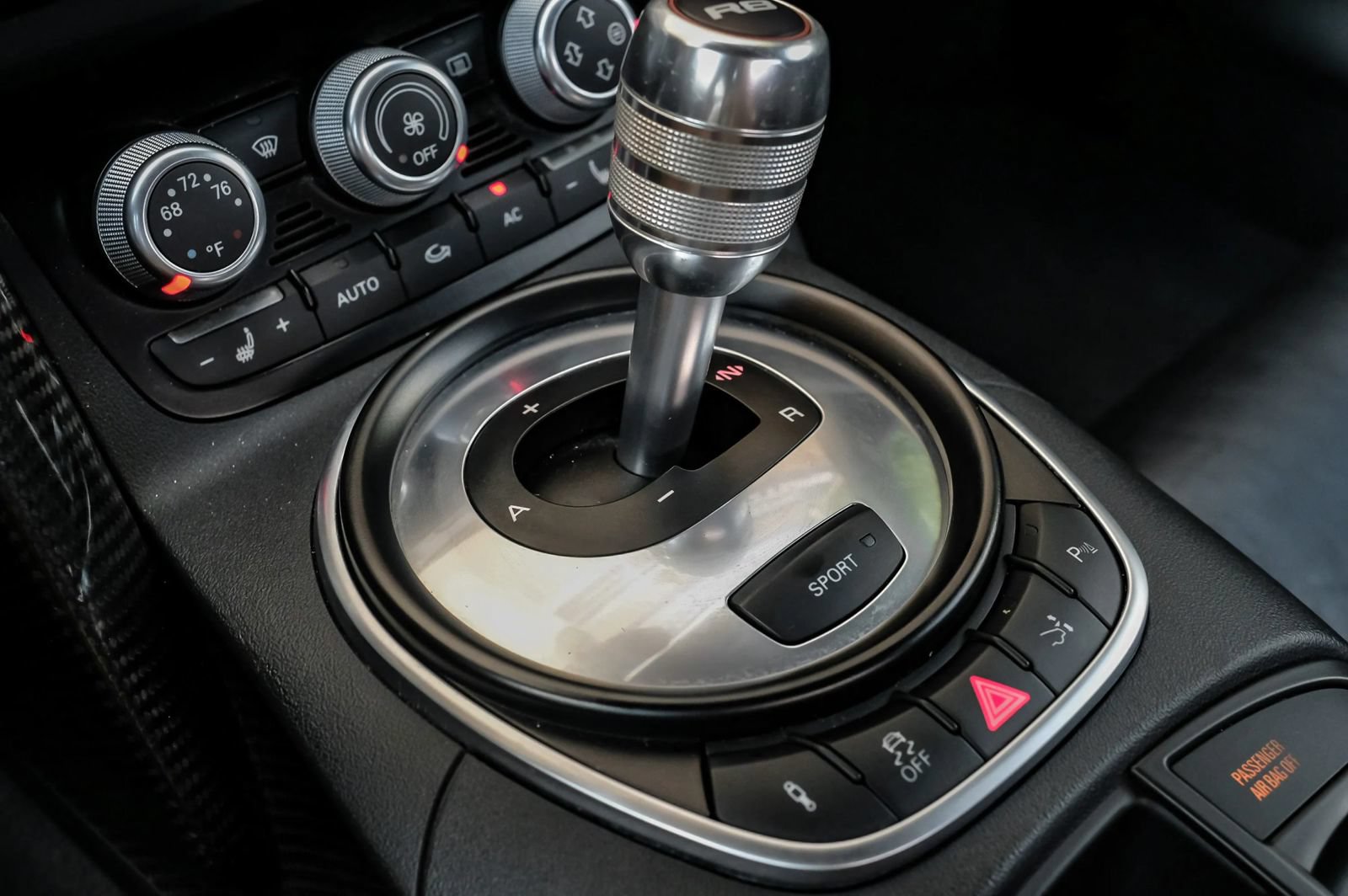 Used 2011 Audi R8 V10 AWD/4WD image 24