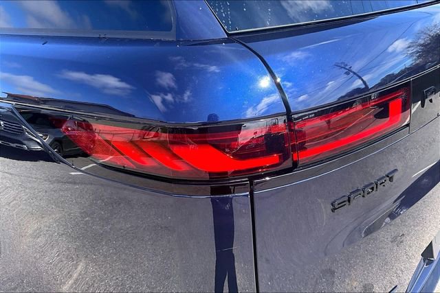 Used 2023 Land Rover Range Rover Sport SE Dynamic image 20