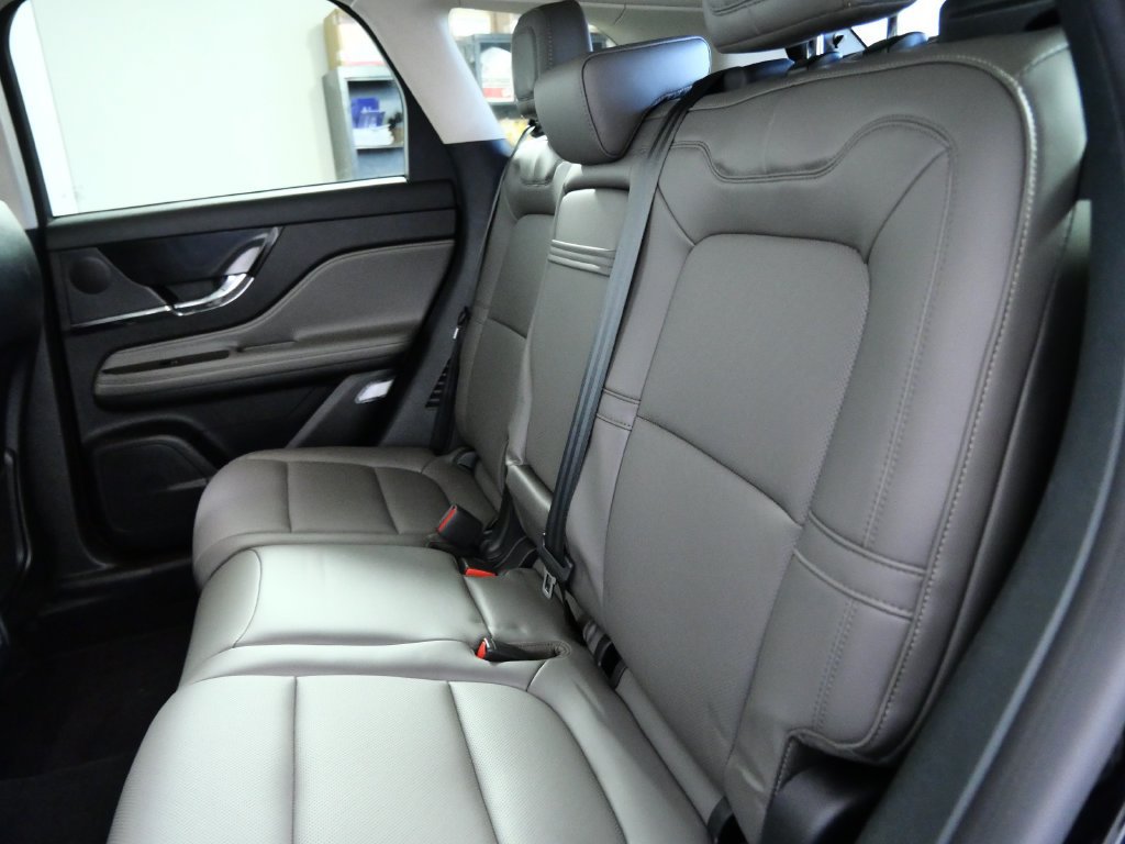 Certified 2023 Lincoln Corsair AWD w/ Equipment Group 101A image 13