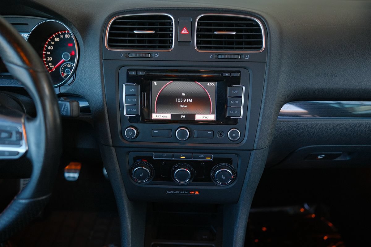 Used 2011 Volkswagen GTI 4-Door FWD image 21