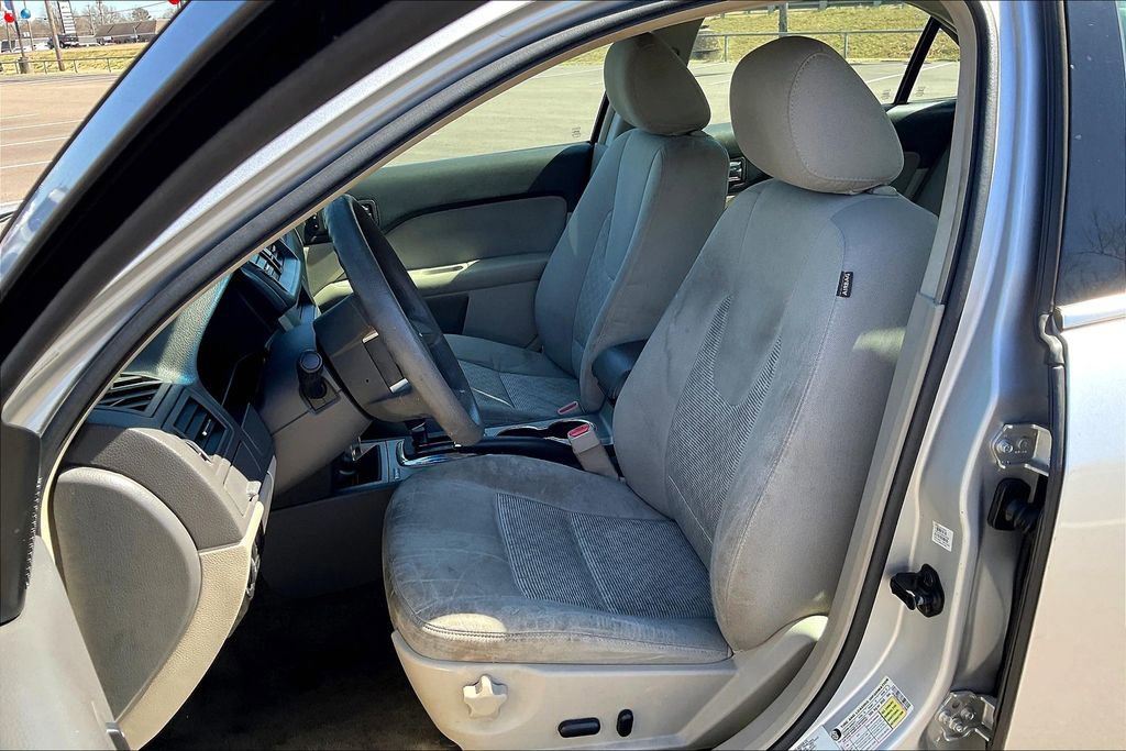 Used 2011 Ford Fusion SE w/ 201A Rapid Spec Order Code image 24