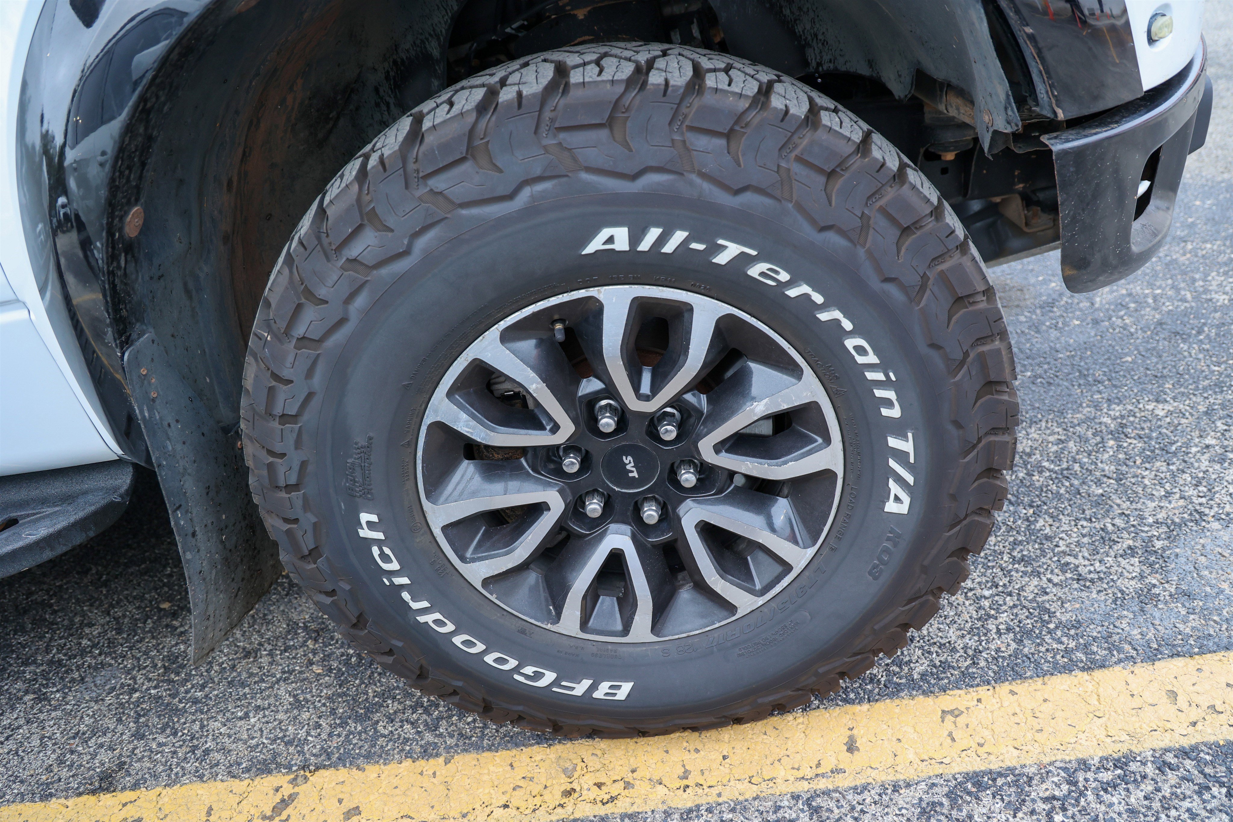 Used 2012 Ford F150 Raptor w/ Raptor Luxury Pkg image 14