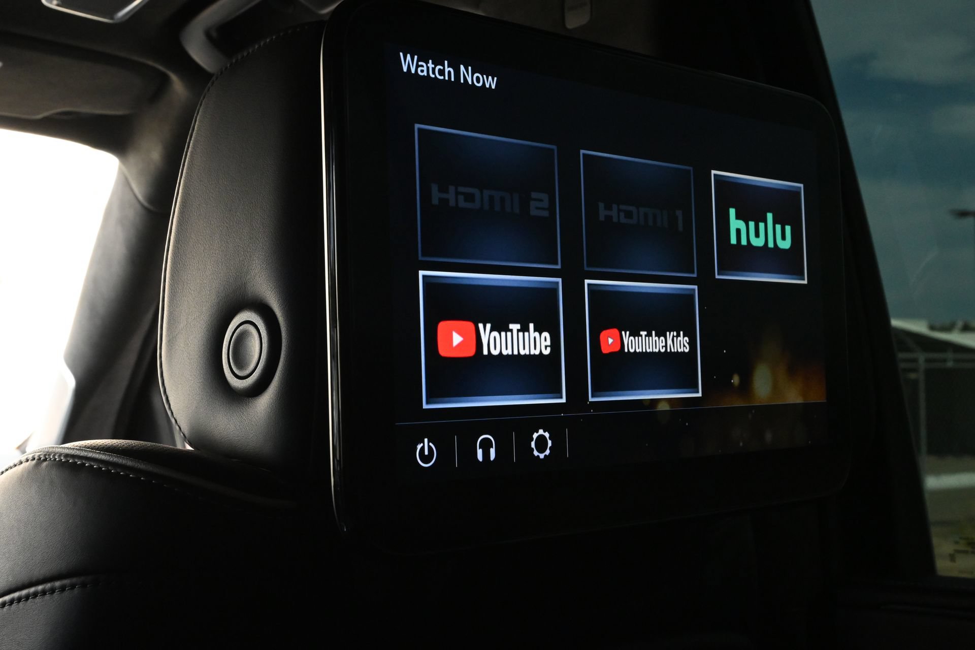 Used 2023 Cadillac Escalade V AWD/4WD image 16