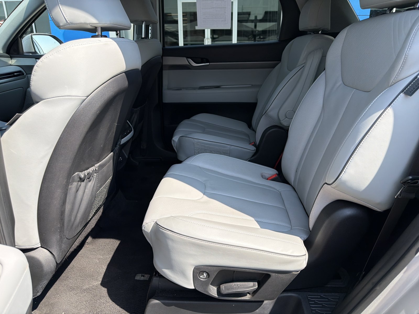Used 2025 Hyundai Palisade SEL AWD/4WD image 12